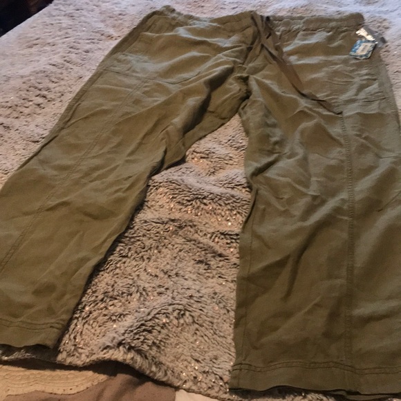 Pants - Picture 5 of 6